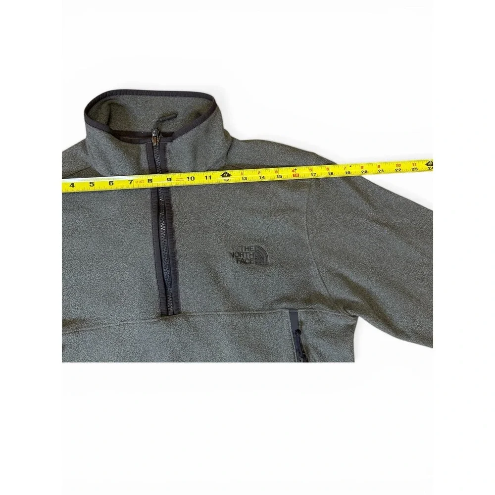 The North Face Mens Quarter Zip Fleece Pullover Gray Mock Neck Jacket Medium